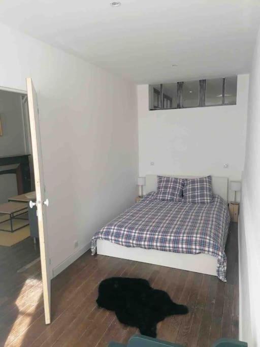 Appartement Cosy A Deux Pas De La Gare Laval  Exteriér fotografie